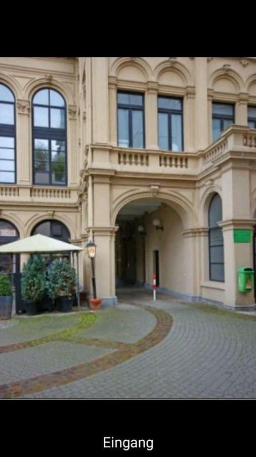 Ruhige Ferienwohnung Mitten In ヴィースバーデン エクステリア 写真